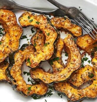 Parmesan Herb Roasted Acorn Squash