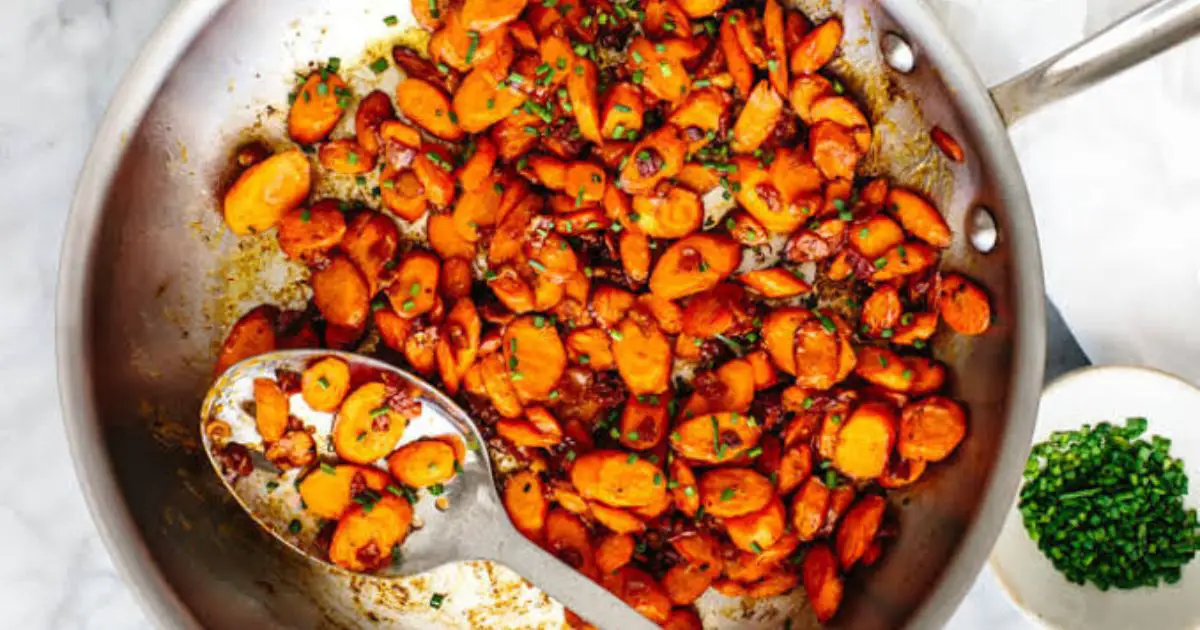 Sauteed Carrots With Bacon Dijion Dressing